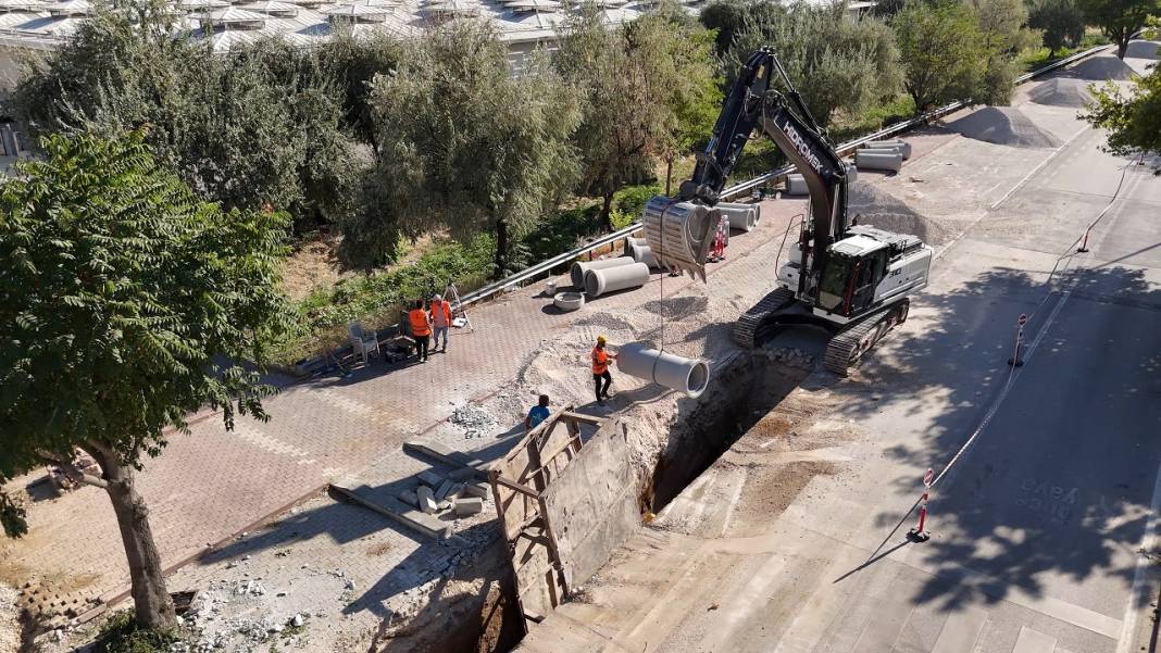 Konya'da 2 mahalle ve 1 caddede taşkın sorunu tarih olacak! 2